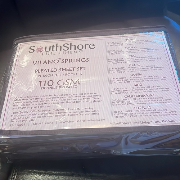 Unopened pleated sheet set - Picture 2 of 2